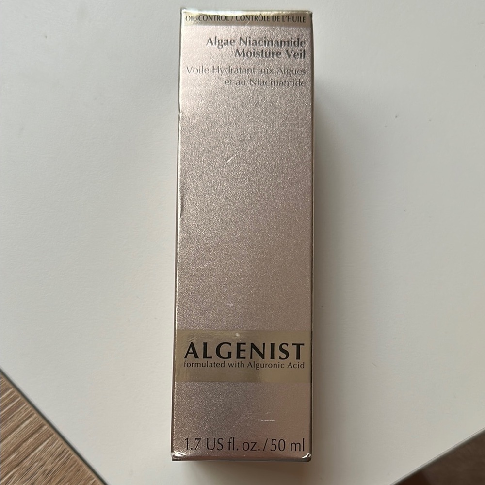 Algenist Gold Moisturizer Luxurious Skincare
